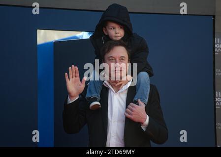 Rome, Italie. 16 décembre 2023. Elon Musk assiste à Atreju 2023, la réunion annuelle du parti politique de droite Fratelli d'Italia à Rome. Crédit : SOPA Images Limited/Alamy Live News Banque D'Images