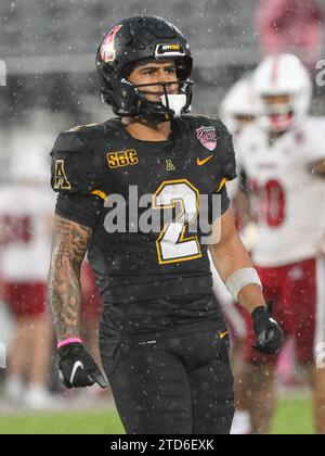 16 décembre 2023 : Kaedin Robinson (2), receveur de l'État des Appalaches, lors du match de football de la NCAA dans les avocats du Mexico Cure Bowl entre les Appalachian State Mountaineers et les Redhawks de Miami au FBC Mortgage Stadium à Orlando, FL. Romeo T Guzman/Cal Sport Media Banque D'Images