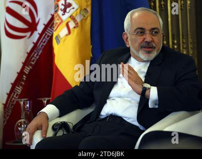 Madrid, 04/14/2015. Entretien avec le ministre iranien des Affaires étrangères Mohammad Javad Zarif. Photo : Ernesto Agudo ARCHDC. Crédit : Album / Archivo ABC / Ernesto Agudo Banque D'Images