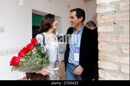 Córdoba, 03/22/2015. Vote pour le Parlement d'Andalousie. Élections régionales. Chevaliers de l'école de Santiago. Photo : Valerio Merino. Archcor. Crédit : Album / Archivo ABC / Valerio Merino Banque D'Images