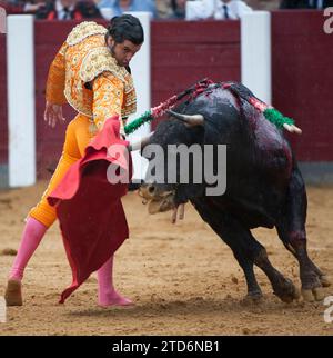 Brihuega (Guadalajara), 04/11/2015. Corrida de Jose María Manzanares, Morante de la Puebla et Enrique Ponce. Le roi émérite Don Juan Carlos I assiste à la corrida. Photo : de San Bernardo. ARCHDC. Crédit : Album / Archivo ABC / Eduardo San Bernardo Banque D'Images