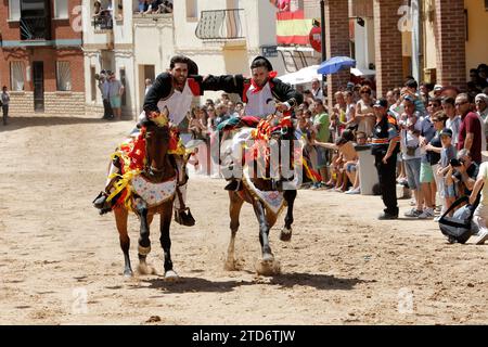 Carpio de Tajo (Tolède), 07/25/2015. Fête du Saint patron de Santiago Apóstol à Carpio de Tajo. Dans l'image, courses hippiques attelées. Photo : Ana Pérez Herrera ARCHDC. Crédit : Album / Archivo ABC / Ana Pérez Herrera Banque D'Images