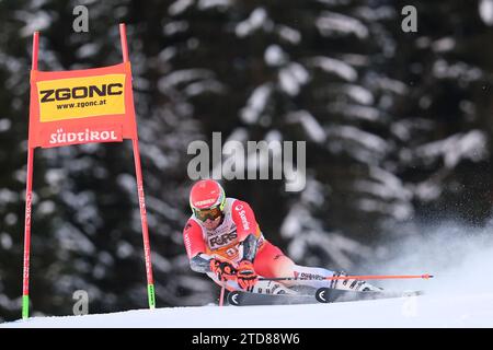 La Villa Val Badia, Italie. 17 décembre 2023. Justin Murisier (SUI) participe à la coupe du monde de ski alpin Audi FIS, Menâ&#x80;&#x99;s Giant Slalom sur Gran Risa Slope, Alta Badia le 17 décembre 2023, la Villa, Bozen, Italie. Crédit : Agence photo indépendante Srl/Alamy Live News Banque D'Images