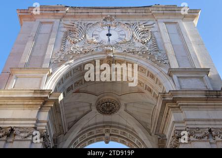 L'Arch Rua Augusta (Arco da Rua Augusta), construit pour commémorer la reconstruction de la ville après le tremblement de terre de 1755 Banque D'Images