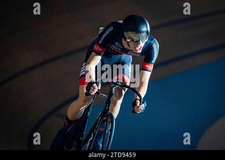 GERMER Paul ( GER ) - 1. RSC Strausberg – Querformat - quer - horizontal - Paysage - Evénement/Veranstaltung : DM Omnium 2023 - Deutsche Meisterschaft - Catégorie/Kategorie : Cyclisme sur piste – Championnat national Omnium - hommes U19 Juniors - Location/Ort : Europe – Allemagne - Brandebourg - Märkisch Oderland - Frankfurt Oder - Oderlandhalle - discipline: Omnium - distance : . M - Date/Datum : 15.12.2023 – Vendredi – jour 1 - photographe : © Arne Mill - frontalvision.com Banque D'Images