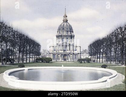 Paris (7e arr.), France les Invalides, religion, HD, Habitat, architecture, Société, Église, Musée, Christianisme, caractéristique de l'eau, existe en haute définition, architecture civile publique, fontaine, coupole, dôme, architecture religieuse, Armée, France, Paris, les Invalides, Invalides, 06/03/1920 - 06/03/1920, Léon, Auguste, photographe, autochrome, photo, verre, autochrome, photo, positif, horizontal, taille 9 x 12 cm Banque D'Images