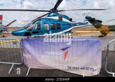 Turkish Aerospace Industries TAI T-625 Gökbey hélicoptère au salon aéronautique international de Farnborough 2018 FIA, aviation, salon aéronautique Banque D'Images