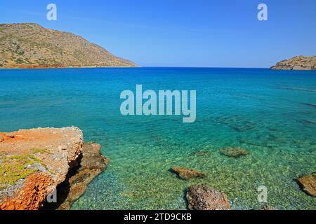 Vue de Plake donnant sur le golfe d'Elounda, Crète, Grèce, Europe. Banque D'Images