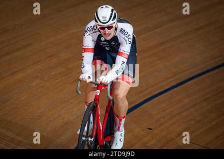 AUGENSTEIN Moritz ( GER ) – RSC Kempten – Querformat - quer - horizontal - Paysage - Event/Veranstaltung : DM Omnium 2023 - Deutsche Meisterschaft - Catégorie/Catégorie : Cyclisme sur piste – Championnat national Omnium - Elite hommes - lieu/Ort: Europe - Allemagne - Brandebourg - Märkisch Oderland - Frankfurt Oder - Oderlandhalle - discipline : Omnium - distance : . M - Date/Datum : 16.12.2023 – Samedi – jour 2 - photographe : © Arne Mill - frontalvision.com Banque D'Images