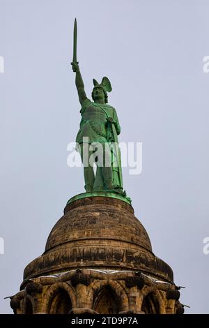 Monument Hermann par Ernst von Bandel près de Detmold, forêt de Teutoburg, Rhénanie du Nord-Westphalie, Allemagne Banque D'Images