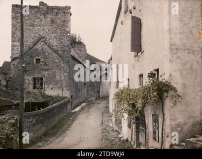 Sauveterre-de-Béarn, France, Habitat, Architecture, Art, architecture fortifiée, rue, quartier, porte, Moyen âge, France, Sauveterre de Béarn, une vieille porte de ville, Sauveterre-de-Béarn, 04/10/1924 - 04/10/1924, Léon, Auguste, photographe, 1924 - Aquitaine - Auguste Léon, Autochrome, photo, verre, Autochrome, photo, positive Banque D'Images