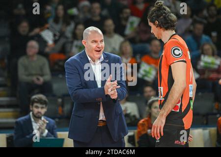 Berlin, Deutschland. 17 décembre 2023. Berlin, Deutschland 17. Dezember 2023 : 1. VBL - 2023/2024 - Berlin Recycling volleys vs SSC Karlsruhe im Bild : crédit : dpa/Alamy Live News Banque D'Images