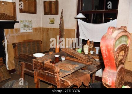 Enkhuizen, pays-Bas. 28 octobre 2023.l'intérieur d'une ancienne usine de cigares. . Photo de haute qualité Banque D'Images