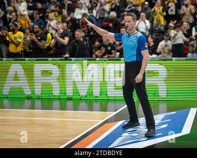 Ludwigsburg, Deutschland. 17 décembre 2023. Christian Theis, GER, MHP Riesen Ludwigsburg vs Syntainics MBC, Basketball, Bundesliga, easycredit BBL, 11. Spieltag, Spielzeit 2023/2024, 17.12.2023, photo : Eibner-Pressefoto/Sascha Walther crédit : dpa/Alamy Live News Banque D'Images