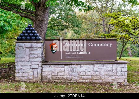 Le panneau d'entrée au cimetière national de fort Donelson à Dover, Tennessee. Banque D'Images