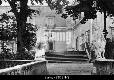 12/31/1927. Descente vers les Jardins depuis le palais royal. Crédit : Album / Archivo ABC / Carlos Sarthou Carreres Banque D'Images