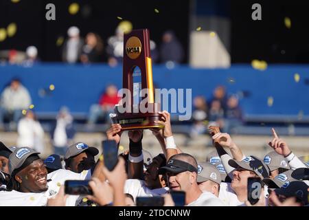 18 décembre 2023, McKinney, Texas, USA : 16 décembre 2023, McKinney, Texas, États-Unis : les joueurs de Harding célèbrent leur victoire au championnat de football de division II de la NCAA après avoir battu 38-7 contre l'école des mines du Colorado au stade McKinney ISD le samedi 16 décembre 2023. À McKinney, Texas, États-Unis (image de crédit : © Javier Vicencio/eyepix via ZUMA Press Wire) USAGE ÉDITORIAL UNIQUEMENT! Non destiné à UN USAGE commercial ! Banque D'Images