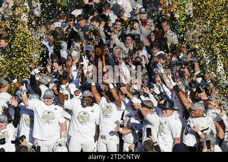 18 décembre 2023, McKinney, Texas, USA : 16 décembre 2023, McKinney, Texas, États-Unis : les joueurs de Harding célèbrent leur victoire au championnat de football de division II de la NCAA après avoir battu 38-7 contre l'école des mines du Colorado au stade McKinney ISD le samedi 16 décembre 2023. À McKinney, Texas, États-Unis (image de crédit : © Javier Vicencio/eyepix via ZUMA Press Wire) USAGE ÉDITORIAL UNIQUEMENT! Non destiné à UN USAGE commercial ! Banque D'Images