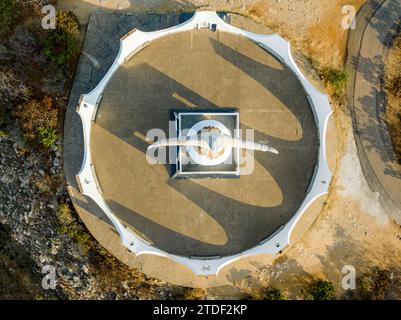 Antenne de la statue du Christ Roi, surplombant Lubango, Angola, Afrique Banque D'Images