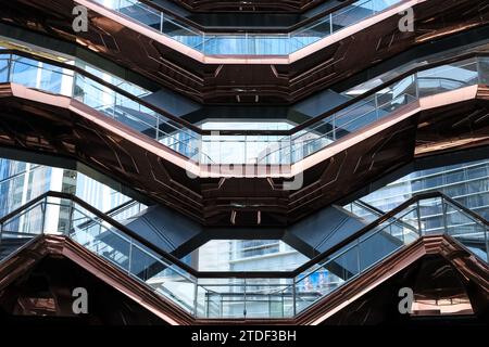 Détail architectural du navire, une attraction touristique du Hudson yards Redevelopment Project, Manhattan, New York City, États-Unis Banque D'Images