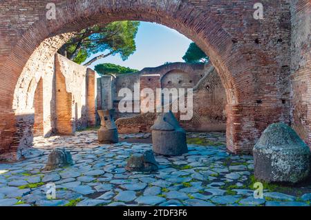 Maison des Millstones, site archéologique d'Ostia Antica, Ostia, province de Rome, Latium (Latium), Italie, Europe Banque D'Images