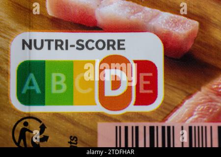 Nutri-Score D - photo réelle du logo sur l'emballage d'un produit alimentaire en France Banque D'Images