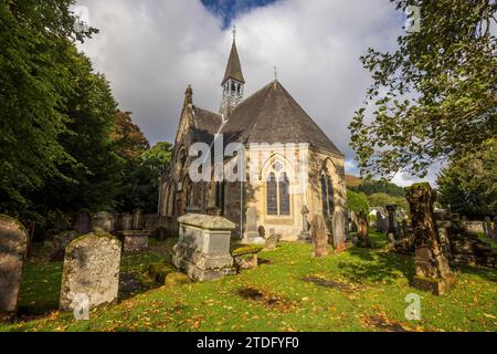 Église paroissiale de Luss dans le village de Luss sur la rive de Lock Lomond, Argyll et Bute, Écosse Banque D'Images