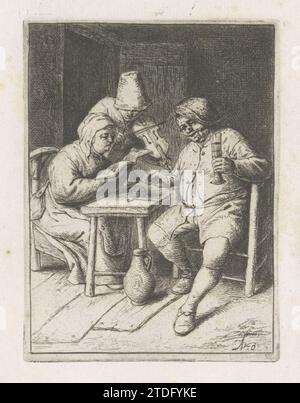 Violoniste à quelques uns à la table, 1846 - 1900 la femme tient un livre, peut-être avec une partition, et l'homme en face d'elle a un verre rempli. Un homme joue du violon avec eux. Il y a une cruche sur le sol. Haarlem gravure de papier la femme tient un livre, peut-être avec une partition, et l'homme en face d'elle a un verre rempli. Un homme joue du violon avec eux. Il y a une cruche sur le sol. Gravure sur papier Haarlem Banque D'Images