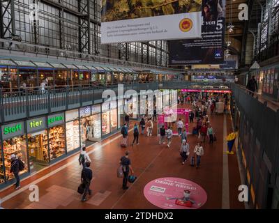 Gare centrale de Hambourg à Hambourg, Allemagne. Banque D'Images