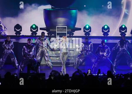 Madrid, Espagne. 18 décembre 2023. Chanteuse Lola Indigo pendant Noël Starlite Madrid 2023 à Madrid le lundi 18 décembre 2023. Crédit : CORDON PRESS/Alamy Live News Banque D'Images