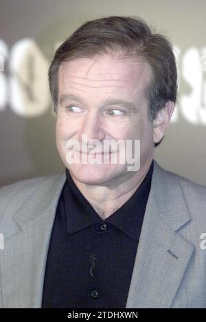 10/08/2002. Madrid. 09-10-02. Robin Williams, présente le film 'Insomnia'. Photo Javier Prieto. Crédit : Album / Archivo ABC / Javier Prieto Banque D'Images