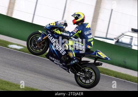 10/30/2004. Photo : Eduardo Manzana. Valencia. Grand Prix moto de la Communauté Valencienne organisé à Cheste sur le circuit Ricardo Tormo. Rossi. Crédit : Album / Archivo ABC / Eduardo Manzana Banque D'Images