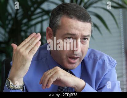 07/24/2002. Madrid. 07-25-02 entretien avec le nouveau directeur de RTVE Jose Antonio Sanchez.photo : Daniel G. Lopez...Archdc. Crédit : Album / Archivo ABC / Daniel G. López Banque D'Images