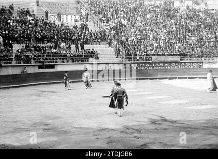 12/01/1912. Mexique. Morenito de Algeciras, donnant l'alternative au mexicain Merced Gómez, le 1 décembre. Plaza 'el Toreo' photo : Almagro. Crédit : Album / Archivo ABC / ALMAGRO Banque D'Images