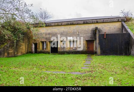 Fortifications au parc d'État de fort Stevens dans l'Oregon, États-Unis Banque D'Images