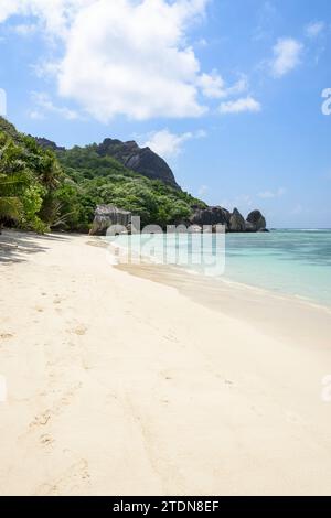 Plage d'Anse Source d'argent, île de la Digue, Seychelles, Océan Indien Banque D'Images