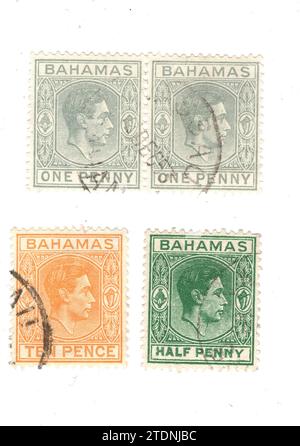 Montage de timbres-poste vintage du roi George VI des Bahamas sur fond blanc. Banque D'Images
