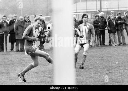 Lisse - Hillegom, football, 13-05-1979, Whizgle nouvelles du passé, adaptées à l'avenir. Explorez les récits historiques, l'image de l'agence néerlandaise avec une perspective moderne, comblant le fossé entre les événements d'hier et les perspectives de demain. Un voyage intemporel façonnant les histoires qui façonnent notre avenir Banque D'Images