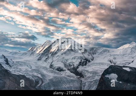 Le Glacier Gorner vue sur le glacier de la vallée sur le côté ouest du massif du Monte Rosa depuis le sommet du Gornergrat, Suisse Banque D'Images