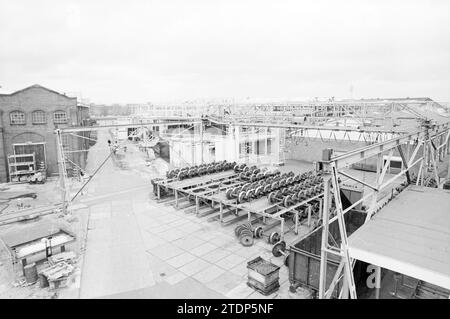 Atelier principal des chemins de fer néerlandais, Haarlem, Voormalige Oudeweg, pays-Bas, 13-02-1990, Whizgle nouvelles du passé, adaptées à l'avenir. Explorez les récits historiques, l'image de l'agence néerlandaise avec une perspective moderne, comblant le fossé entre les événements d'hier et les perspectives de demain. Un voyage intemporel façonnant les histoires qui façonnent notre avenir Banque D'Images