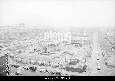 Bâtiment en construction, 00-00-1966, Whizgle News from the Past, taillé pour l'avenir. Explorez les récits historiques, l'image de l'agence néerlandaise avec une perspective moderne, comblant le fossé entre les événements d'hier et les perspectives de demain. Un voyage intemporel façonnant les histoires qui façonnent notre avenir Banque D'Images