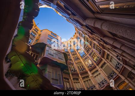 La cour intérieure de Casa Milà, Barcelone, Espagne Banque D'Images