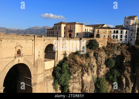 Ronda, Malaga, Espagne- 21 octobre 2023 : belle vue panoramique de la ville de Ronda dans la province de Malaga, Espagne, le matin Banque D'Images