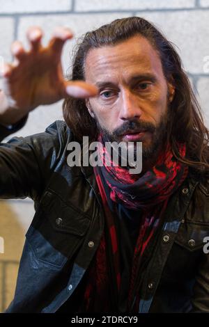 Le Dee jay francais Bob Sinclar en tete d'afiche du Festinam Indoors festival au Namur Expo. | le dee français jay Bob Sinclar au Festinam Banque D'Images