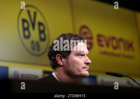 Dortmund, Deutschland. 19 décembre 2023. 19.12.2023, Fussball, saison 2023/2024, 1. Bundesliga, 16. Spieltag, Borussia Dortmund - FSV Mainz 05, Cheftrainer Edin Terzic (Borussia Dortmund), Foto : Dennis Ewert/RHR-FOTO/dpa/Alamy Live News Banque D'Images