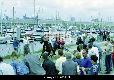 Courses sur piste courte, Seaport Marina, 23-07-2003, Whizgle News from the Past, sur mesure pour l'avenir. Explorez les récits historiques, l'image de l'agence néerlandaise avec une perspective moderne, comblant le fossé entre les événements d'hier et les perspectives de demain. Un voyage intemporel façonnant les histoires qui façonnent notre avenir Banque D'Images