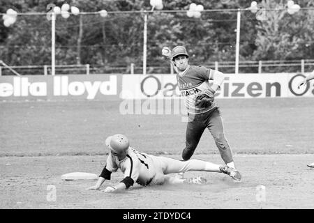 Pirates - Nicols, Baseball, 12-09-1987, Whizgle nouvelles du passé, taillées pour l'avenir. Explorez les récits historiques, l'image de l'agence néerlandaise avec une perspective moderne, comblant le fossé entre les événements d'hier et les perspectives de demain. Un voyage intemporel façonnant les histoires qui façonnent notre avenir. Banque D'Images