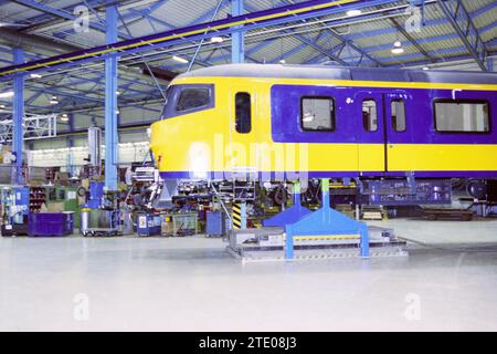 Train de levage, BDS [wagon de deuxième classe avec compartiment à bagages et poste de direction], 05-01-2003, Whizgle News from the Past, taillé pour l'avenir. Explorez les récits historiques, l'image de l'agence néerlandaise avec une perspective moderne, comblant le fossé entre les événements d'hier et les perspectives de demain. Un voyage intemporel façonnant les histoires qui façonnent notre avenir. Banque D'Images