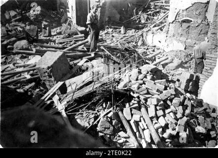 06/30/1937. Vue de Villanueva de la Serena (Badajoz) après un bombardement. Photo : Grijota. Crédit : Album / Archivo ABC / Grijota Banque D'Images