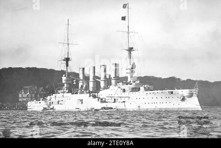 11/30/1914. Du combat naval des îles Fakland. Le croiseur blindé allemand 'Gneisenau', lancé à Pirque par des navires anglais. Crédit : Album / Archivo ABC / Charles Trampus Banque D'Images